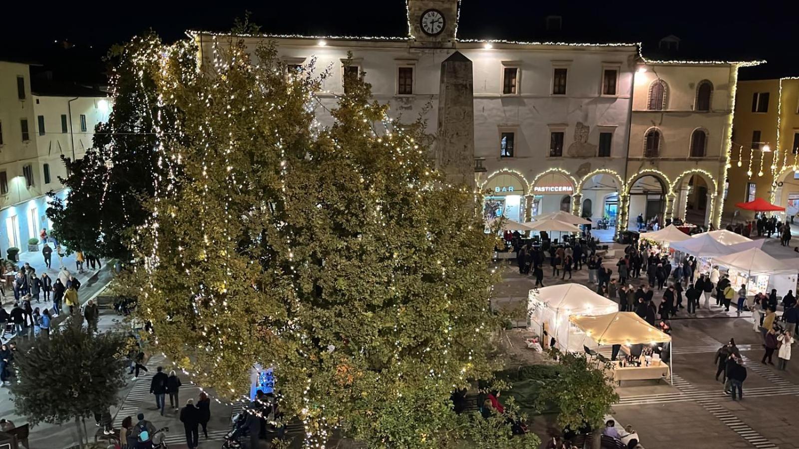 Апартаменты Piazza Arnolfo 1932 Колле-ди-Валь-д'Эльса Экстерьер фото